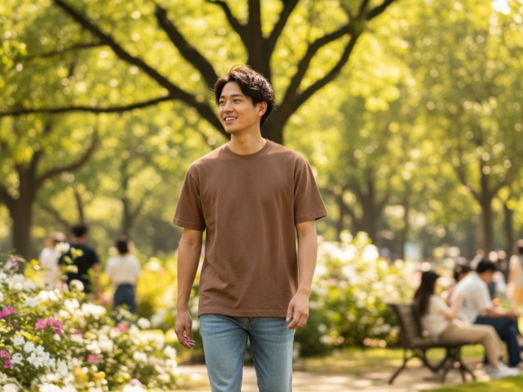 6.2オンスプレミアムTシャツ（着用例）